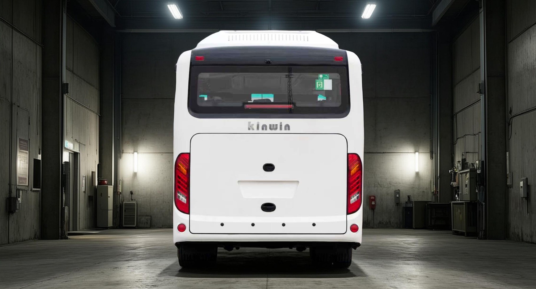 trasera del midibus electrico kinwin elite apto para transfer